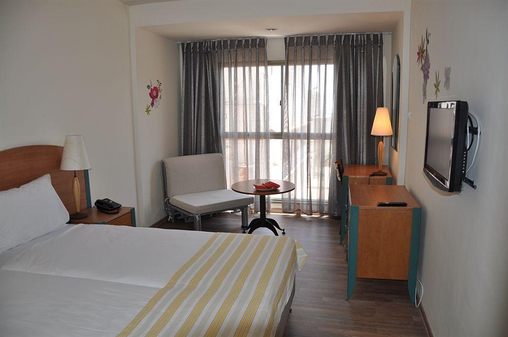 Royal Inn Tibériade Extérieur photo